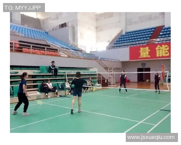 杭州羽毛球队在精英赛中以60分高居积分榜首位展现强劲实力