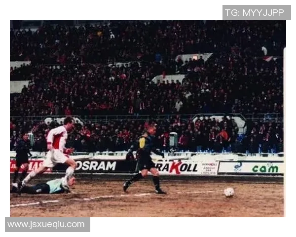 足球明星回忆大罗的传奇生涯与对足球的深远影响 足球明星回忆大罗的传奇生涯与对足球的深远影响