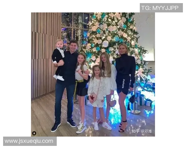 足球明星太太团时尚服装大揭秘引领潮流新风尚