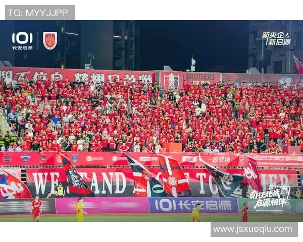 重庆足球队实力引发热议球迷观点各异争论不断